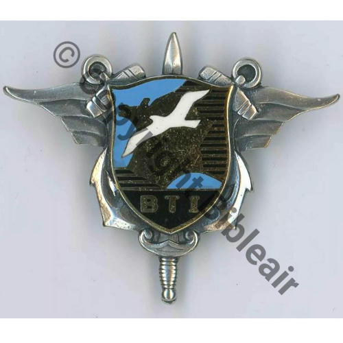 G2671 BTI BASE TRANSIT INTERARMEES LA ROCHELLE DRAGO 2Anneaux Dos lisse irreg Embouti Src.lacolo 8EurInv 